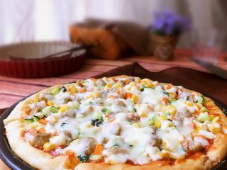 27、秘制芝心卷边披萨,成品3