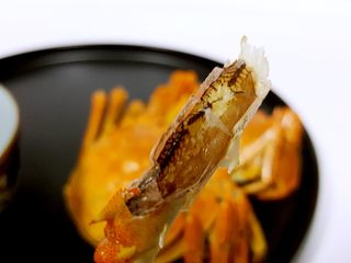 18、清蒸大闸蟹,19.蟹脚里面也是满满的蟹肉