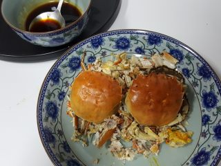 19、清蒸大闸蟹,20.倾刻间两只螃蟹，化为一盘碎渣。 