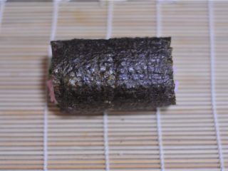 21、花朵寿司——小朋友最爱哦,寿司卷做好了