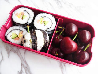 13、幸福的紫菜包饭,给旅途的人一份惊喜吧。