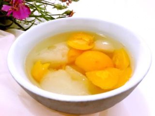 11、雪梨枇杷羹，咳嗽时的一味良药,成品一。