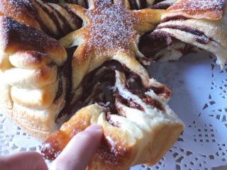 21、圣诞雪花面包,还是可以手撕的豆沙面包哦!超美味!