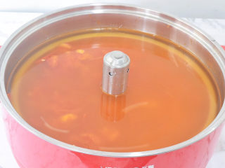 8、番茄火锅,再加入纯净水至最高水位