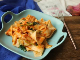 13、肉酱苋菜烩面,吃一份就饱了，就算天气热也不怕了。