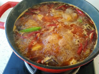 13、麻辣鸡公煲,大火烧开转中小火炖一个半小时