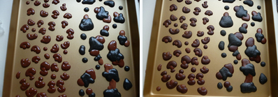 5、豹纹MINI瑞士卷~~~SO MINI SO CUTE,再挤上深褐色的图案，送入烤箱继续烘烤1分钟取出。