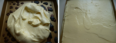 7、豹纹MINI瑞士卷~~~SO MINI SO CUTE,蛋糕面糊倒入烤盘后，借用小刮板把面糊抹均匀，桌上轻振几下振出大气泡后送入烤箱烘烤约15分钟