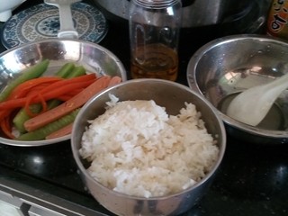 1、寿司,准备材料