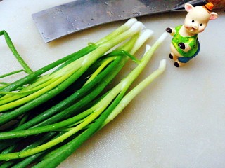 6、早餐+烫面葱油饼,准备好葱