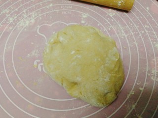 11、早餐+烫面葱油饼,醒发好的面团揉至光滑