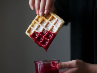 19、纯醇的覆盆子果蓉,也可以用来蘸酱料使用。