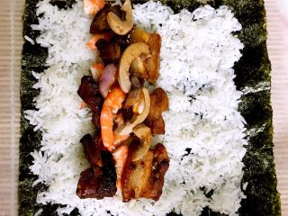 4、家常寿司卷,不需要特别备菜，家里炒的任何菜都适合