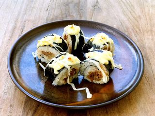 14、家常寿司卷,换一个形式而已，一碗饭分分钟不够孩子吃哦。