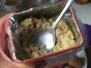 2、美味寿司卷,这个是我自己做的肉松，你可以买喜欢吃的肉松口味