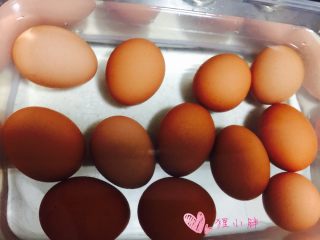 4、日式溏心蛋#挑战鸡蛋的100种做法#,煮好后立刻捞出放在冷水里，冷却后剥壳