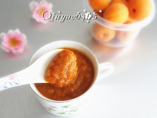 8、杏酱,放容器就可以了