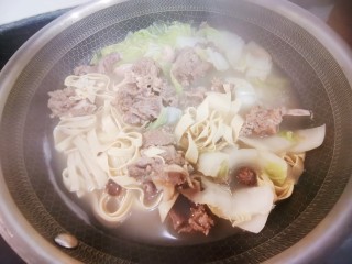 11、羊肉火锅,都熟了关火