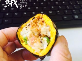 13、大虾寿司,来个清晰点的横切面。美美哒。简单易做。