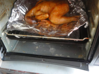 12、奥尔良烤鸡,再进烤箱烤10分钟即可