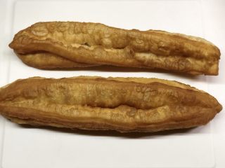 1、葱包烩儿,油条两根