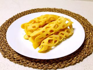 15、奶香红薯网格饼,奶香红薯网格饼出锅了