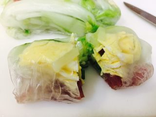 17、越南春卷,可以对半切开，更入味