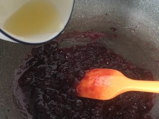 12、樱桃酱,加入柠檬汁