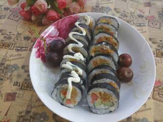 7、简单寿司,如此简单的寿司就做好了