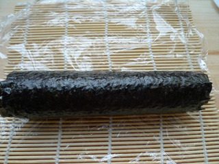 11、花朵寿司,全部卷好。