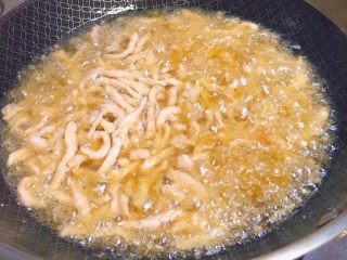 21、东北那旮沓的美食★京酱肉丝,直到肉丝完全变色