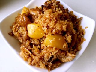 10、土豆鸡块焖饭,再来一碗????????