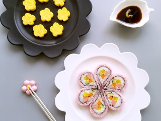 14、樱花寿司,很清新的早餐