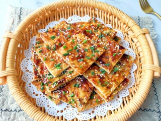 18、小蒜酱香饼,一顿早餐两个饼吃光光啦！