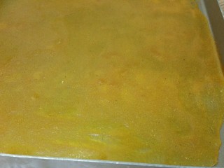 13、香芒果酱(内附香芒果丹皮做法),烤好的果皮表面是不粘手滴