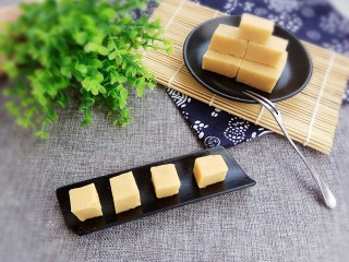 14、老北京豌豆黄,切成块就可以吃了