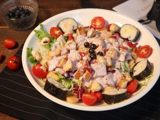 16、深夜便利店-深夜开会沙拉,成品展示