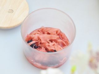 11、玫瑰子姜,鲜辣脆嫩的玫瑰子姜，做寿司、早餐时佐粥，都是很不错的