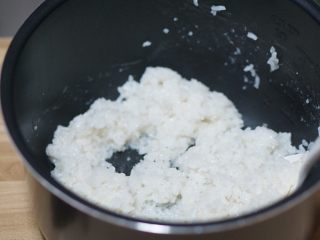 4、火炙焦糖三文鱼寿司,这样