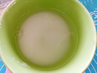 21、汤圆的花样吃法～豆腐汤圆串串,加入清水