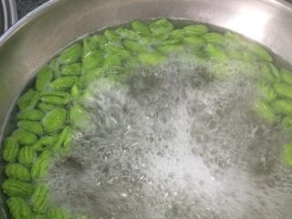 5、猫耳朵,水开放入，点三次冷水即可。