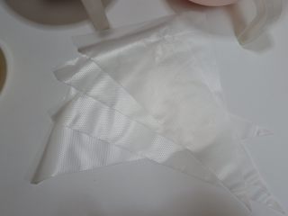 17、彩虹蕾丝蛋饼,四个小号裱花袋