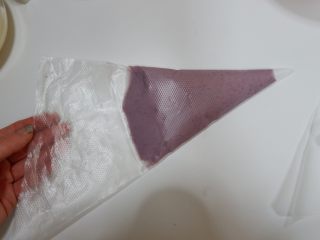 21、彩虹蕾丝蛋饼,OK，得到一份干干净净的面糊，放一旁备用