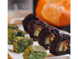 8、黑米肉松卷,加上荠菜鸡蛋卷，一顿营养早餐就完成了