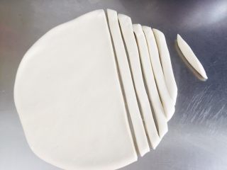 7、五花肉大白菜海螺面????,切条 看图