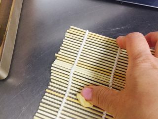 9、五花肉大白菜海螺面????,一个 寿司帘  看图