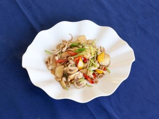 23、香辣美味八爪鱼,成菜 香辣八爪鱼