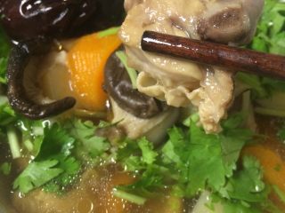 14、香菇鸡汤,想不想吃呀