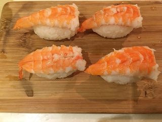 28、握寿司套餐,摆上虾子