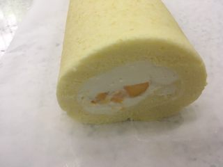 24、经典瑞士卷（原味）,看！瑞士卷完成了！